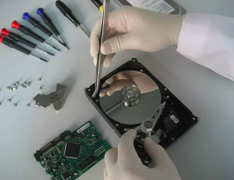 Восстановление информации с жесткого диска Таганская метро Москвы