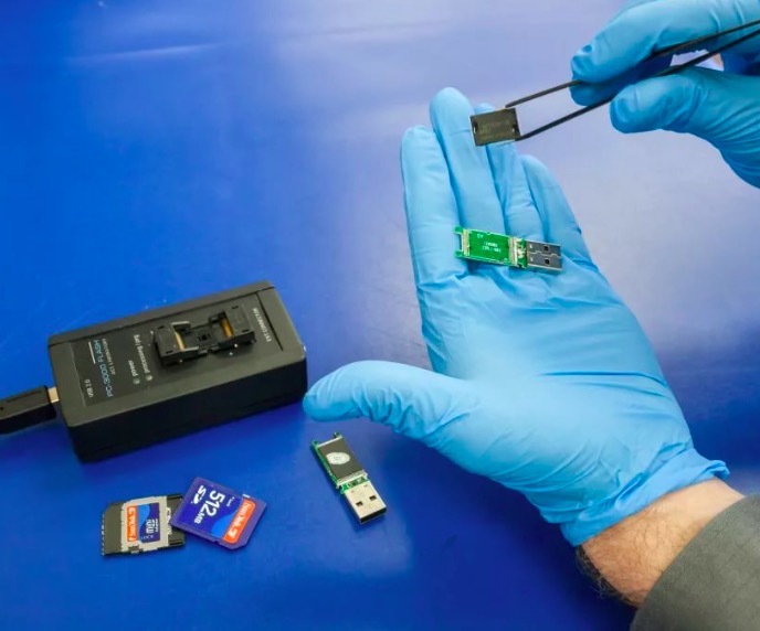 Восстановление информации с флешки Таганская метро Москвы